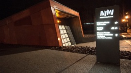 Muzeum II Wojny Światowej w Gdańsku z systemem informacji wizualnej